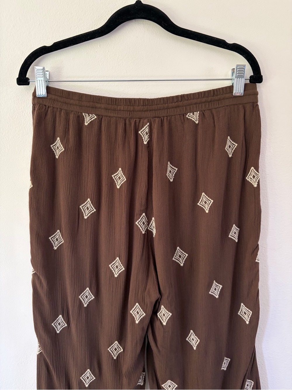 Sundance Brown Embroidered Pull-On Crochet Tassel Cropped Wide Leg Pants Small - Picture 6 of 7